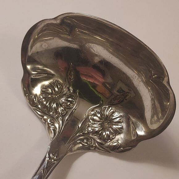 Wm. A Roger's Antique Soup Punch Silverplate Ladle Grenoble Pattern 10 inches - Picture 2 of 11